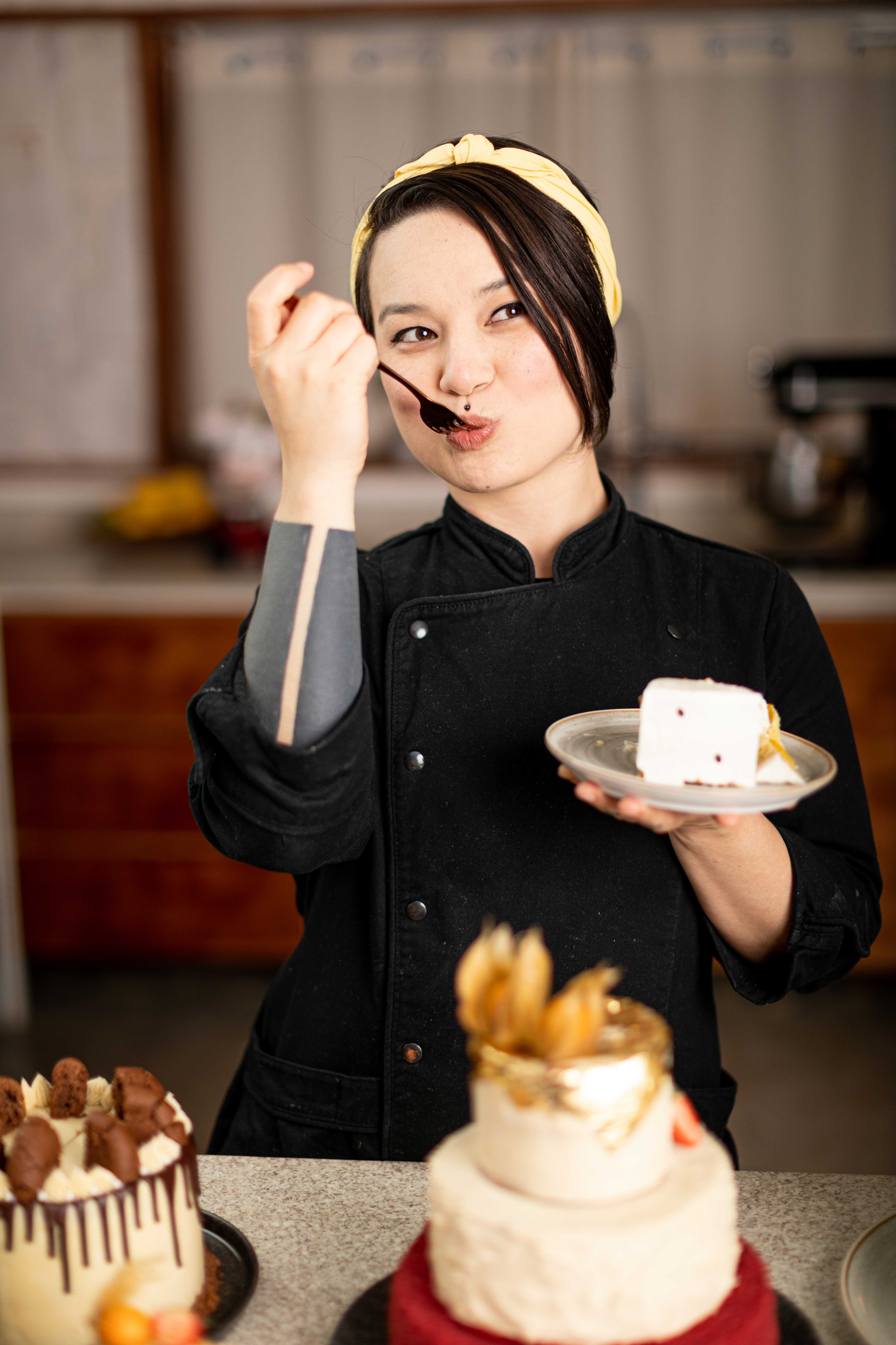 Confeitaria autônoma Chubby Vegan: Preparo de bolo vegetal